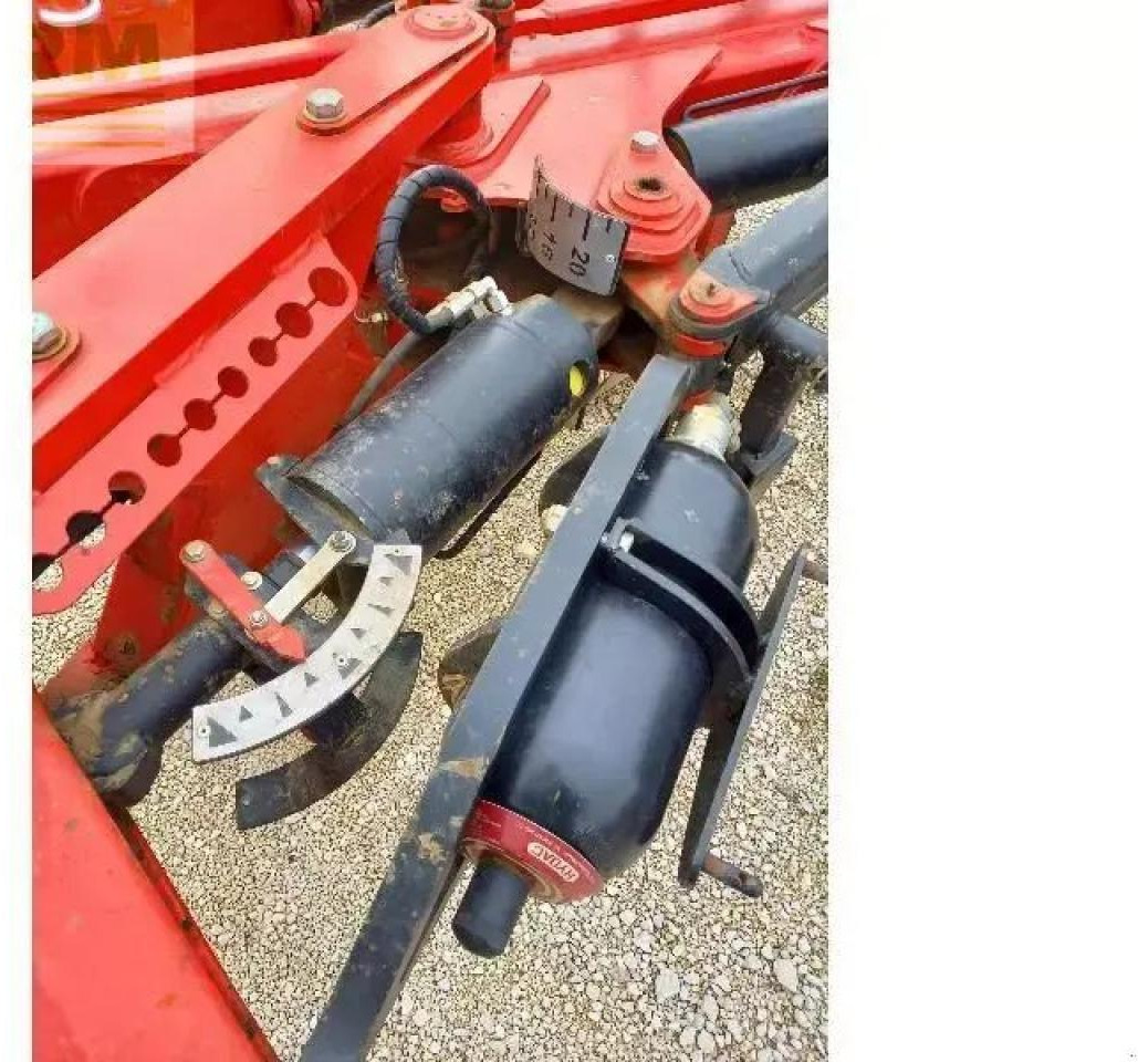 Gregoire Besson gregoire besson - Plough: picture 5 Gregoire Besson gregoire besson - Plough: picture 5