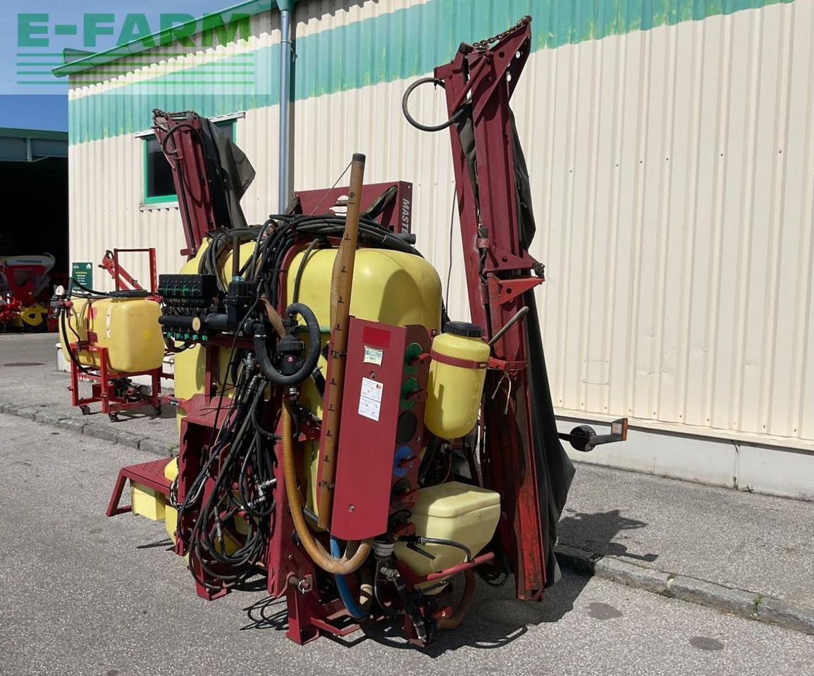 Hardi Master - Trailed sprayer: picture 1 Hardi Master - Trailed sprayer: picture 1