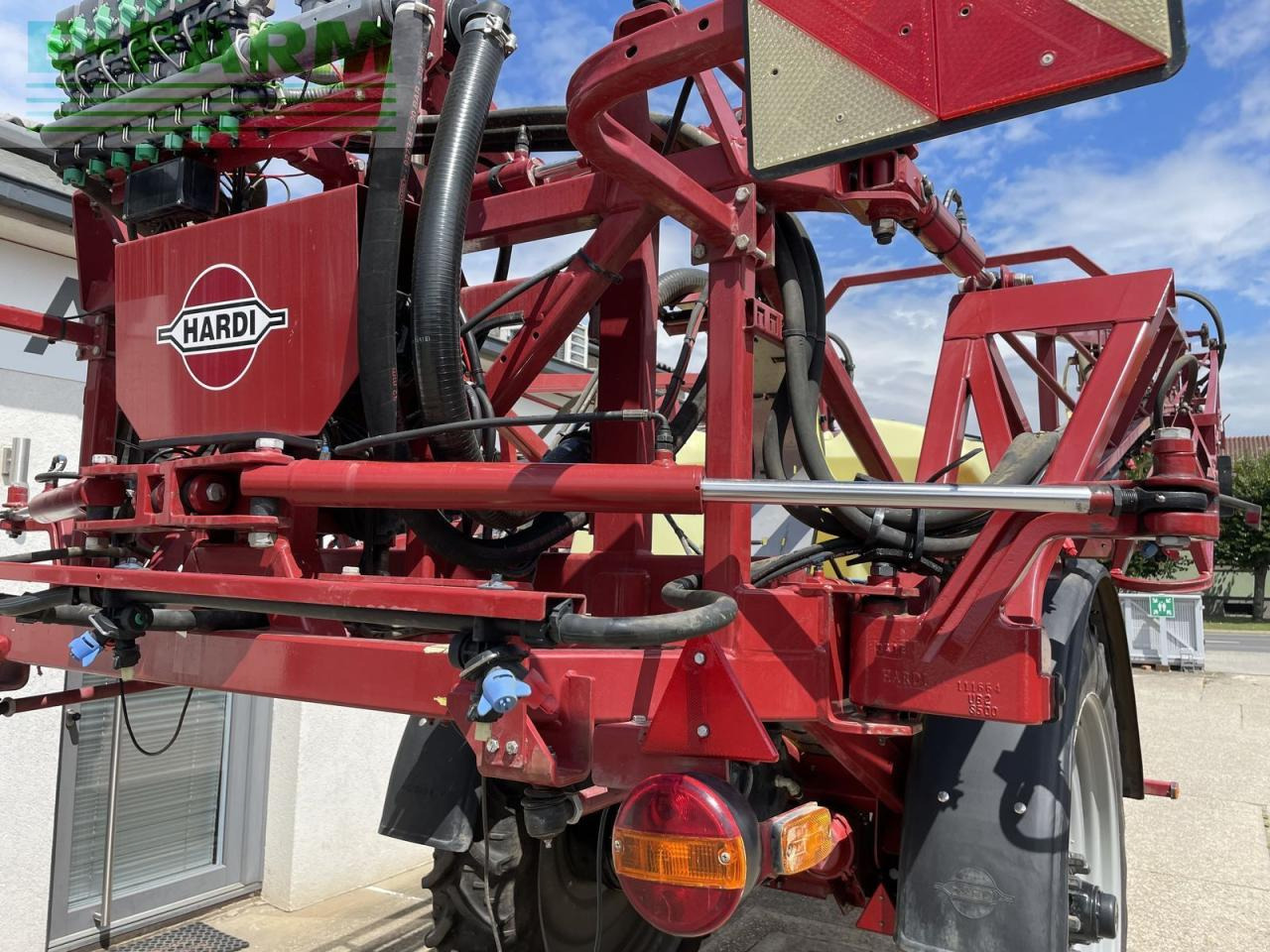 Hardi navigator 3000 - Trailed sprayer: picture 5 Hardi navigator 3000 - Trailed sprayer: picture 5