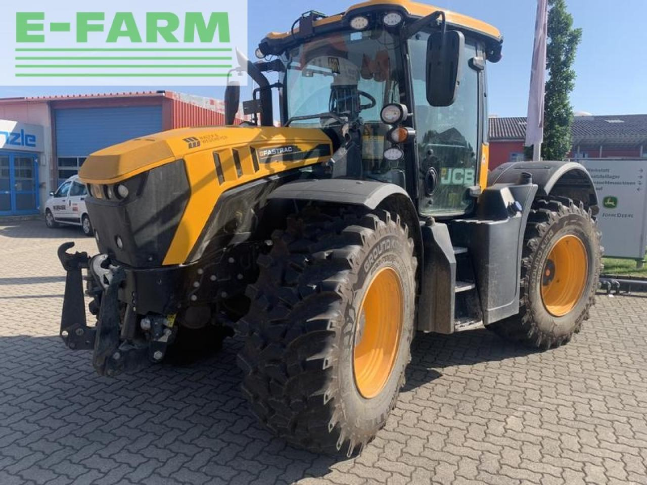 JCB 4220 fastrac mit jd-autotrac vorbereitung + stoll konsolen - Farm tractor: picture 1 JCB 4220 fastrac mit jd-autotrac vorbereitung + stoll konsolen - Farm tractor: picture 1