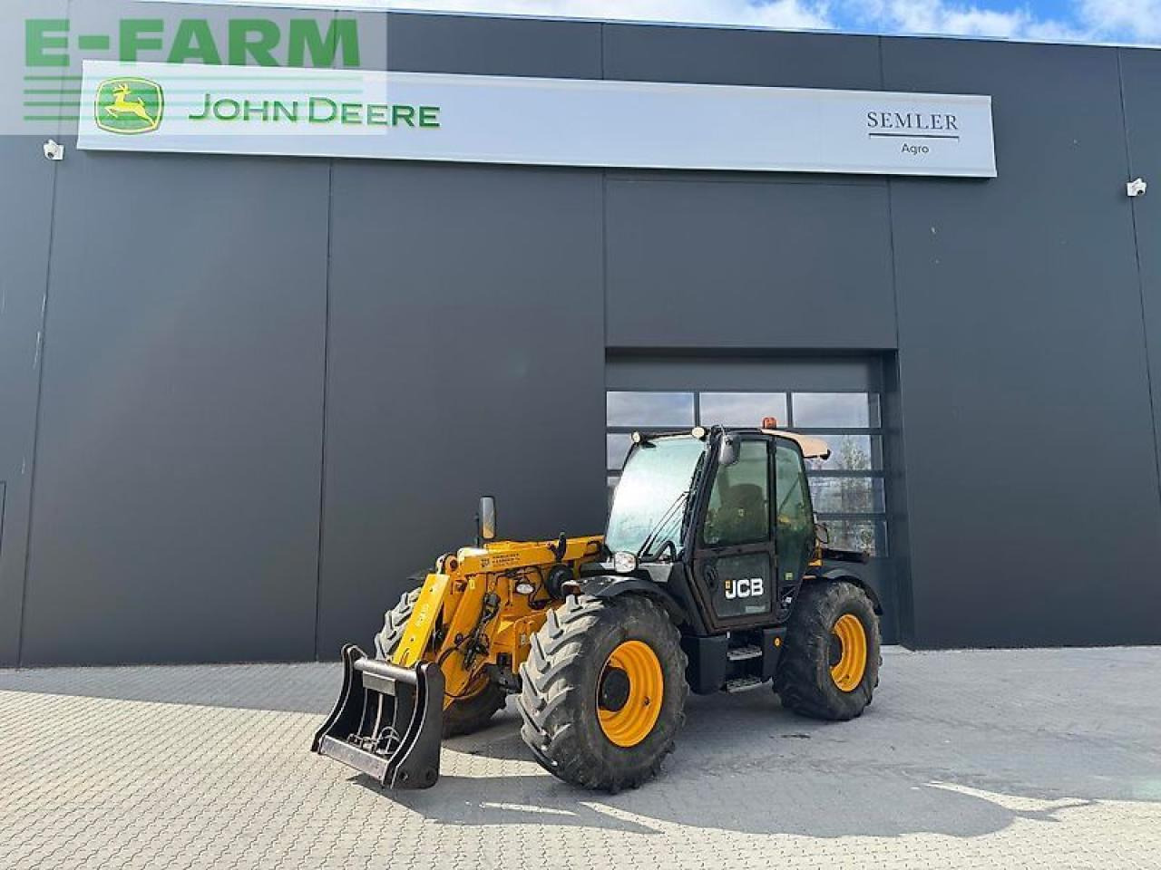 JCB 541.70 - Telescopic handler: picture 1 JCB 541.70 - Telescopic handler: picture 1