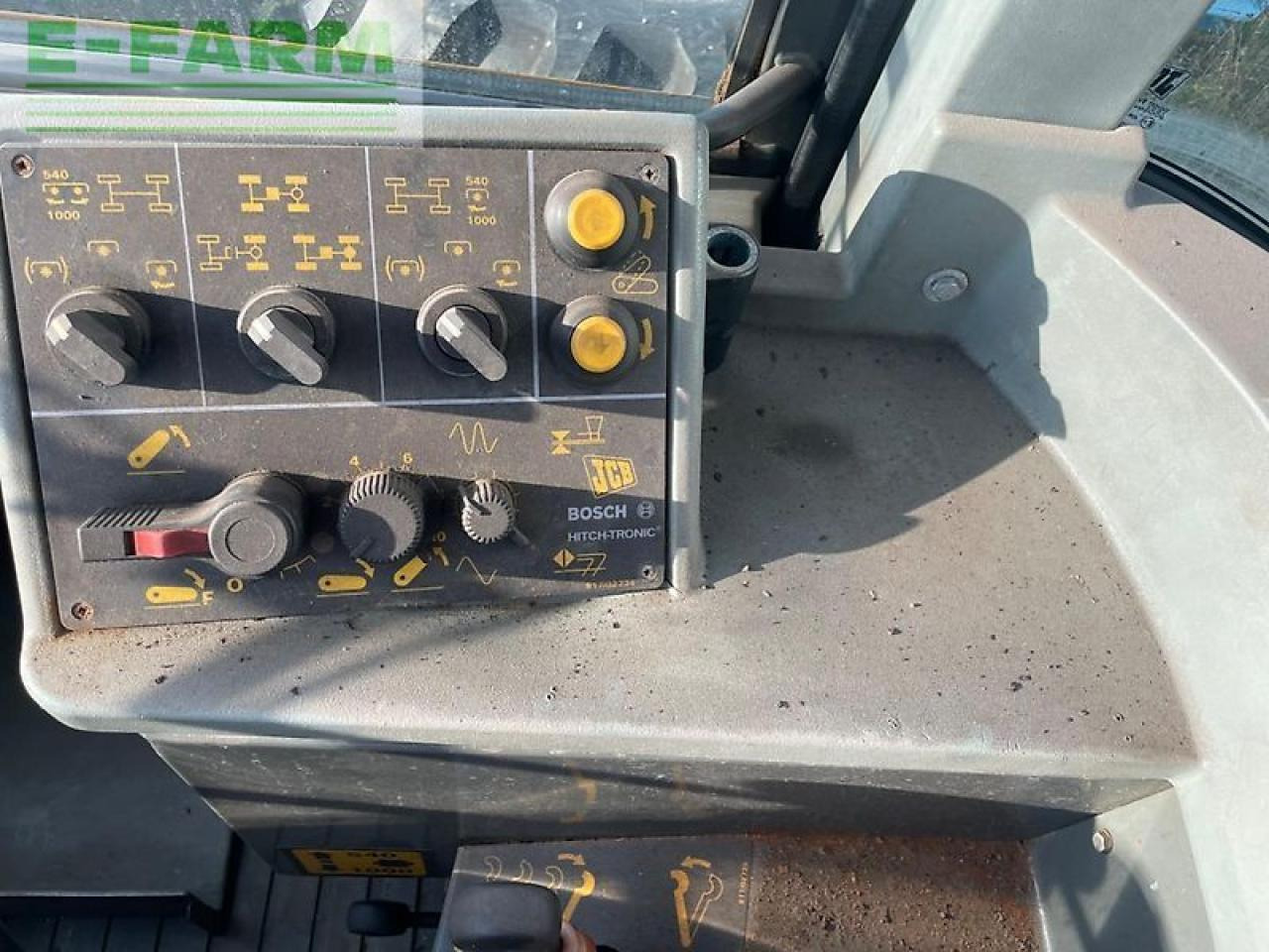 JCB fastrac 150 - Farm tractor: picture 5 JCB fastrac 150 - Farm tractor: picture 5