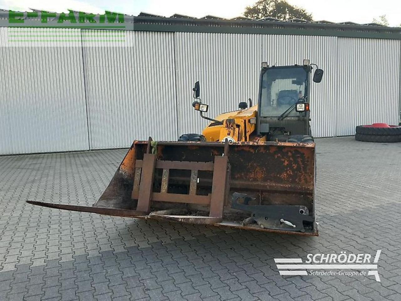 JCB slp 530-70 + palettengabel & schaufel - Telescopic handler: picture 2 JCB slp 530-70 + palettengabel & schaufel - Telescopic handler: picture 2