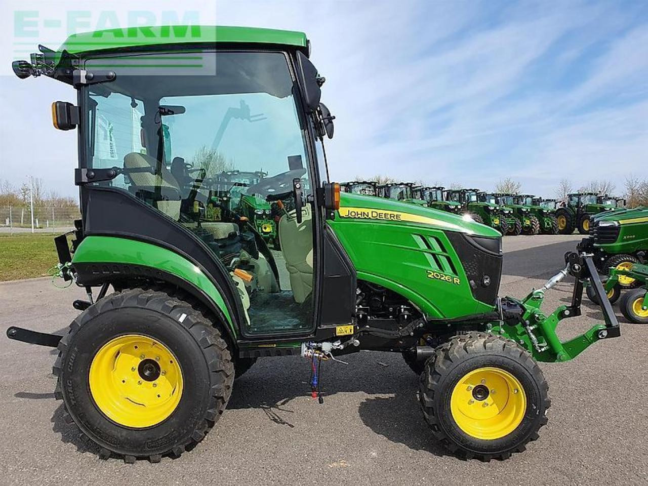 John Deere 2026r - Farm tractor: picture 3 John Deere 2026r - Farm tractor: picture 3