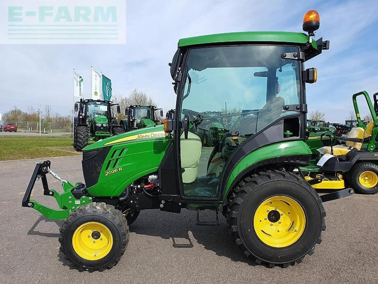 John Deere 2026r - Farm tractor: picture 4 John Deere 2026r - Farm tractor: picture 4