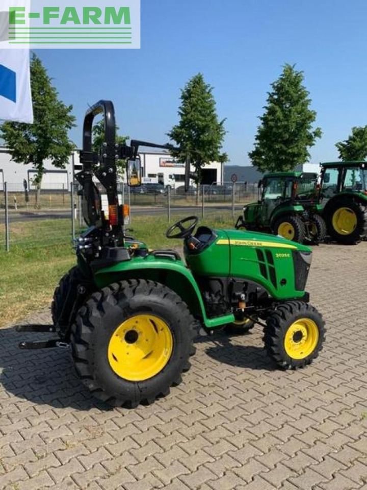 John Deere 3025e - Farm tractor: picture 3 John Deere 3025e - Farm tractor: picture 3