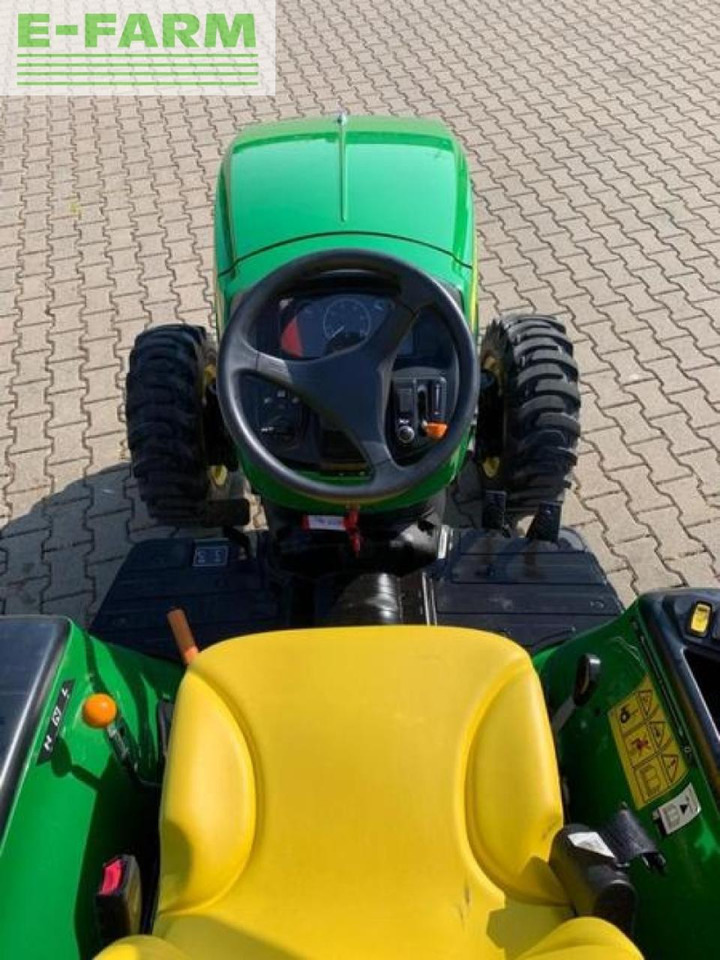 John Deere 3025e - Farm tractor: picture 5 John Deere 3025e - Farm tractor: picture 5