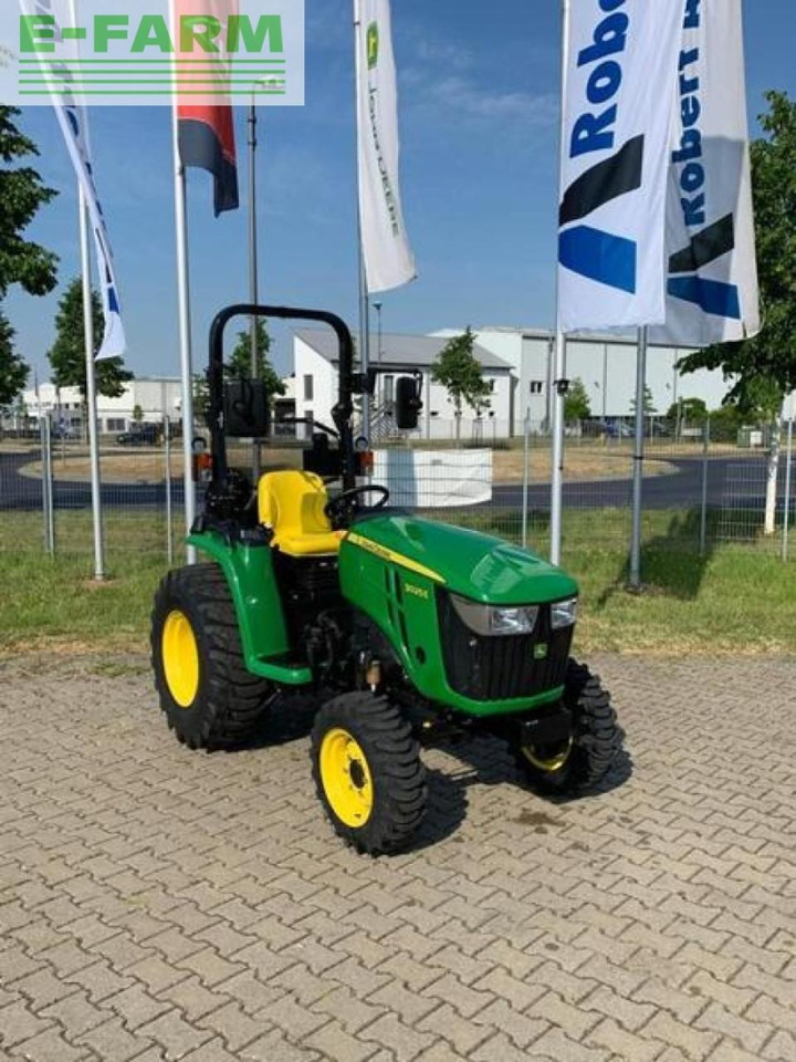 John Deere 3025e - Farm tractor: picture 1 John Deere 3025e - Farm tractor: picture 1