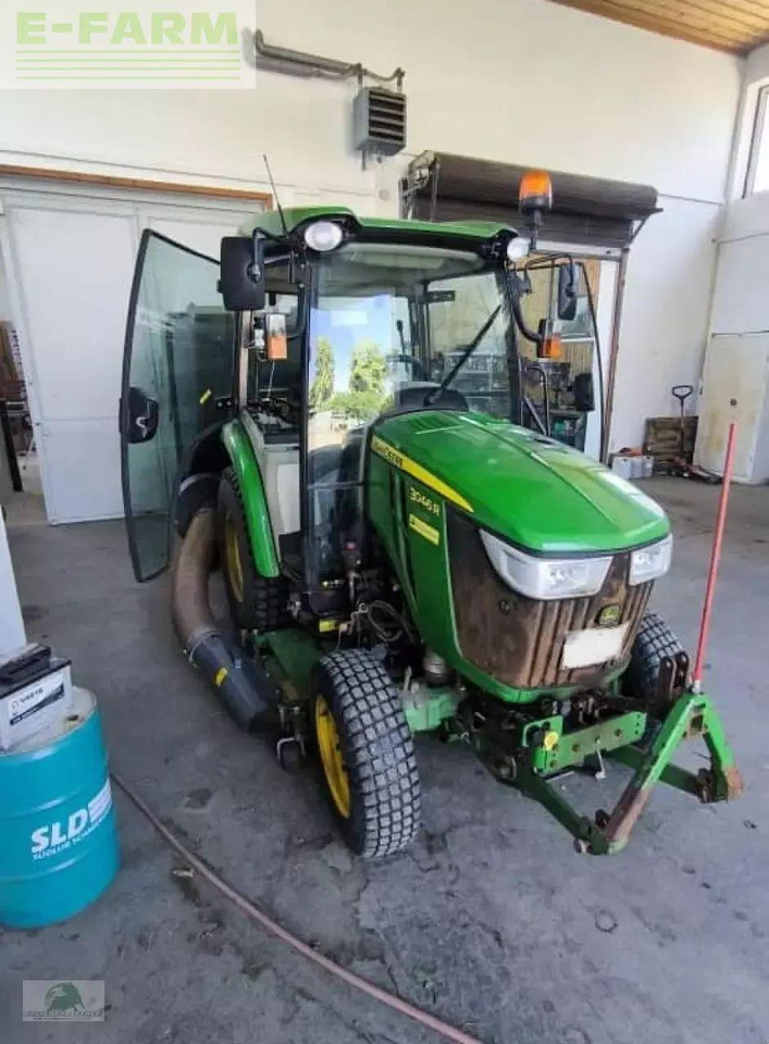 John Deere 3046r - Farm tractor: picture 3 John Deere 3046r - Farm tractor: picture 3