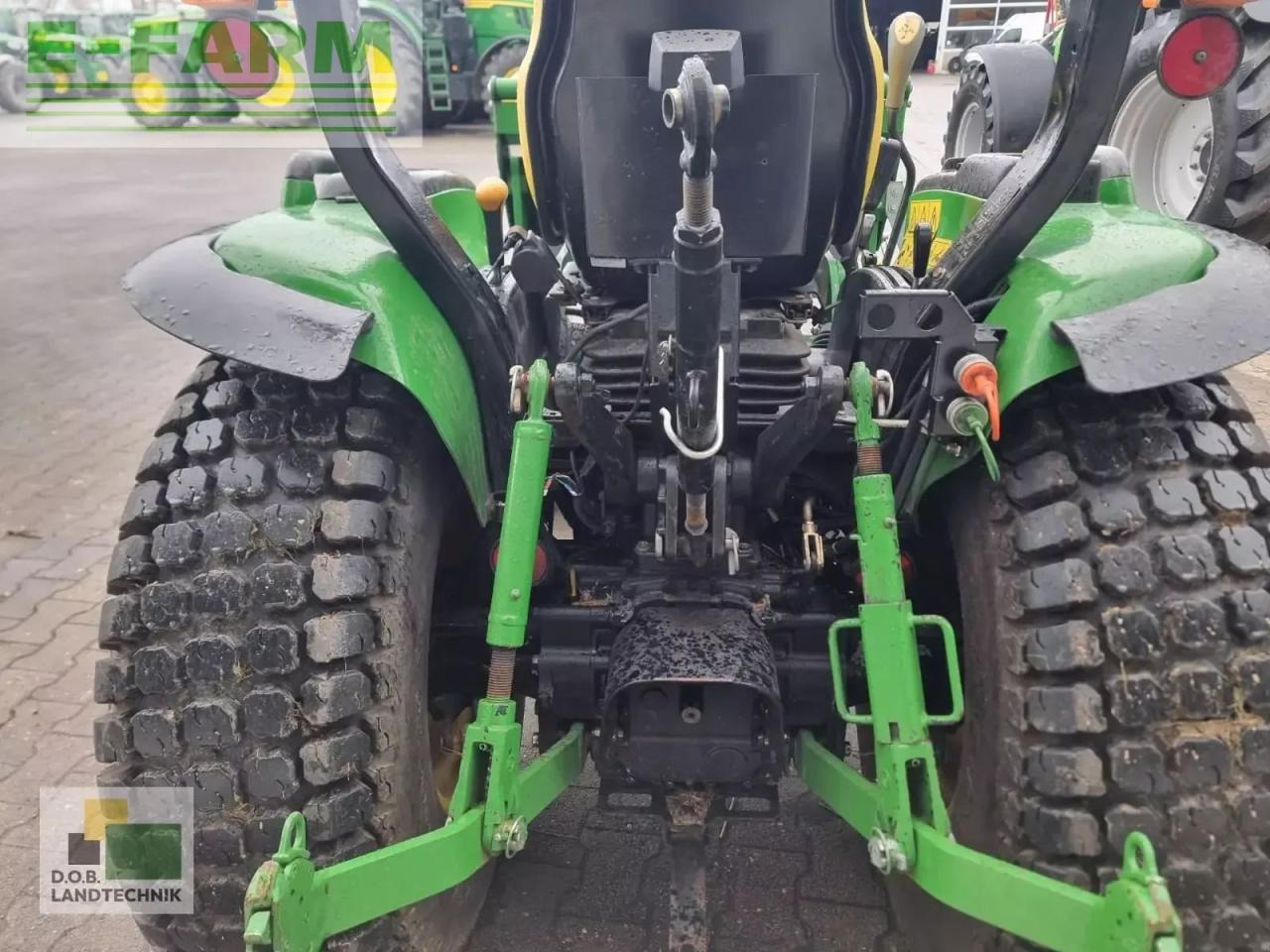 John Deere 3520 e-hydro - Farm tractor: picture 5 John Deere 3520 e-hydro - Farm tractor: picture 5