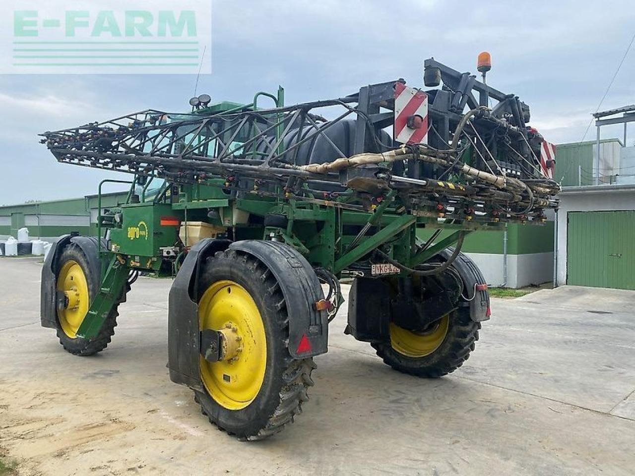 John Deere 4720 - Trailed sprayer: picture 5 John Deere 4720 - Trailed sprayer: picture 5