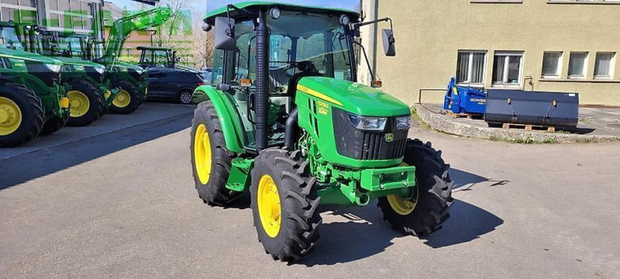 John Deere 5058e - Farm tractor: picture 1 John Deere 5058e - Farm tractor: picture 1