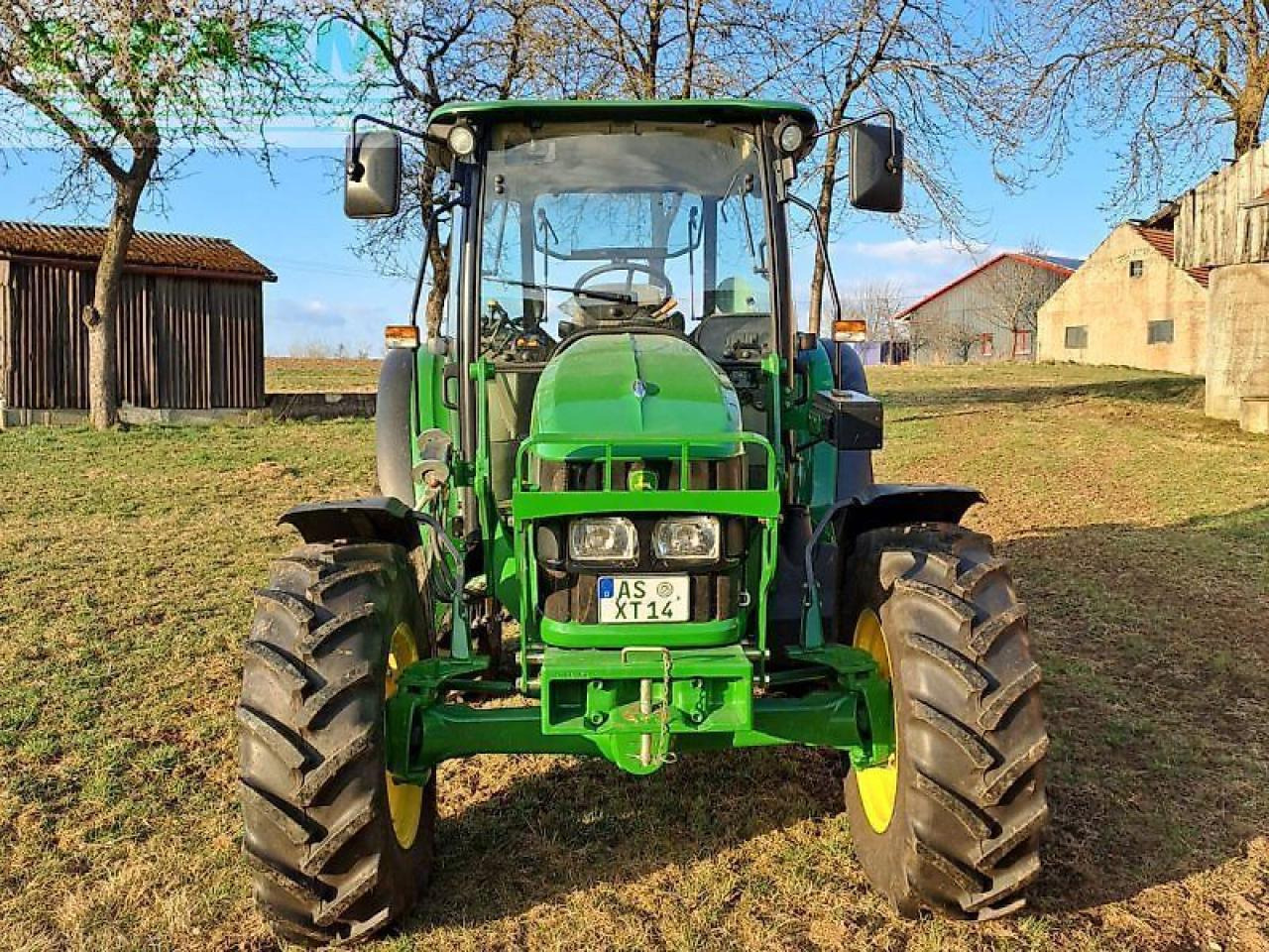 John Deere 5070 m - Farm tractor: picture 2 John Deere 5070 m - Farm tractor: picture 2