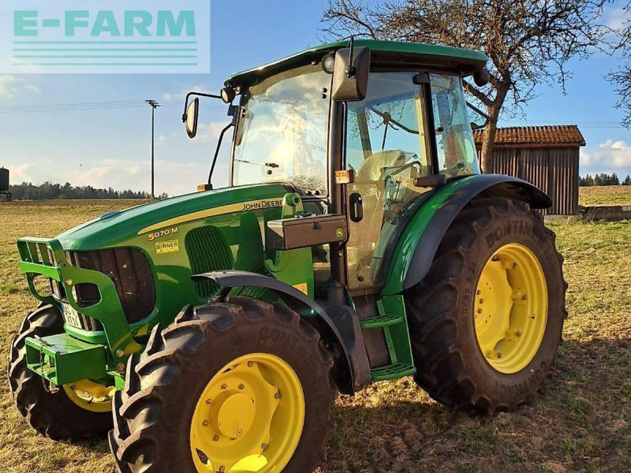 John Deere 5070 m - Farm tractor: picture 1 John Deere 5070 m - Farm tractor: picture 1