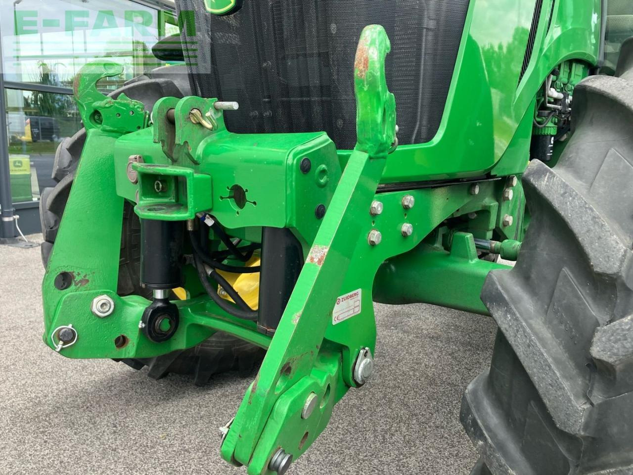 Farm tractor John Deere 5085M: picture 10