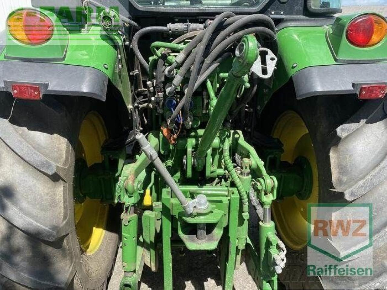 John Deere 5105 gf - Farm tractor: picture 4 John Deere 5105 gf - Farm tractor: picture 4