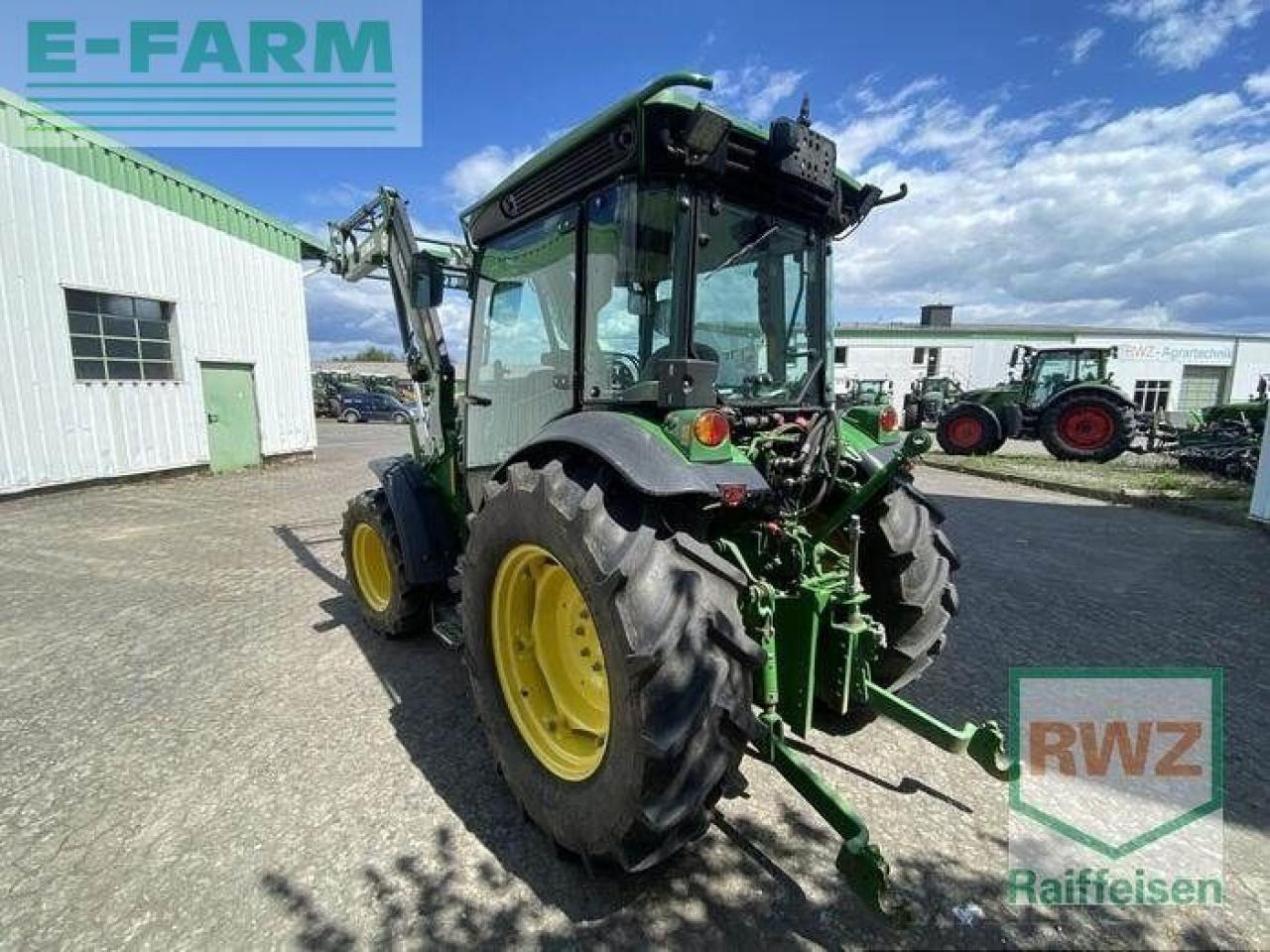 John Deere 5105 gf - Farm tractor: picture 5 John Deere 5105 gf - Farm tractor: picture 5