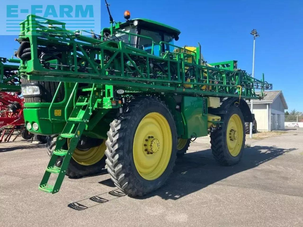 John Deere 5430 i - Trailed sprayer: picture 2 John Deere 5430 i - Trailed sprayer: picture 2