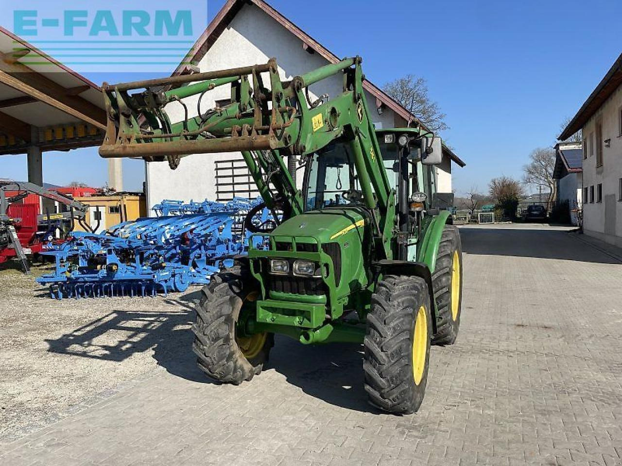 John Deere 5620 fl premium - Farm tractor: picture 4 John Deere 5620 fl premium - Farm tractor: picture 4