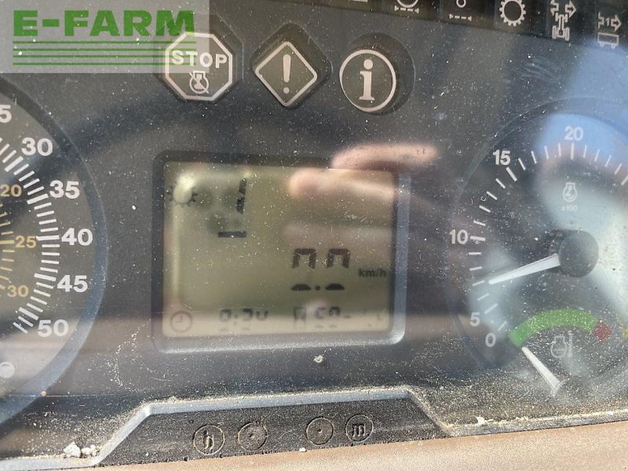 Farm tractor John Deere 5620 fl premium: picture 18