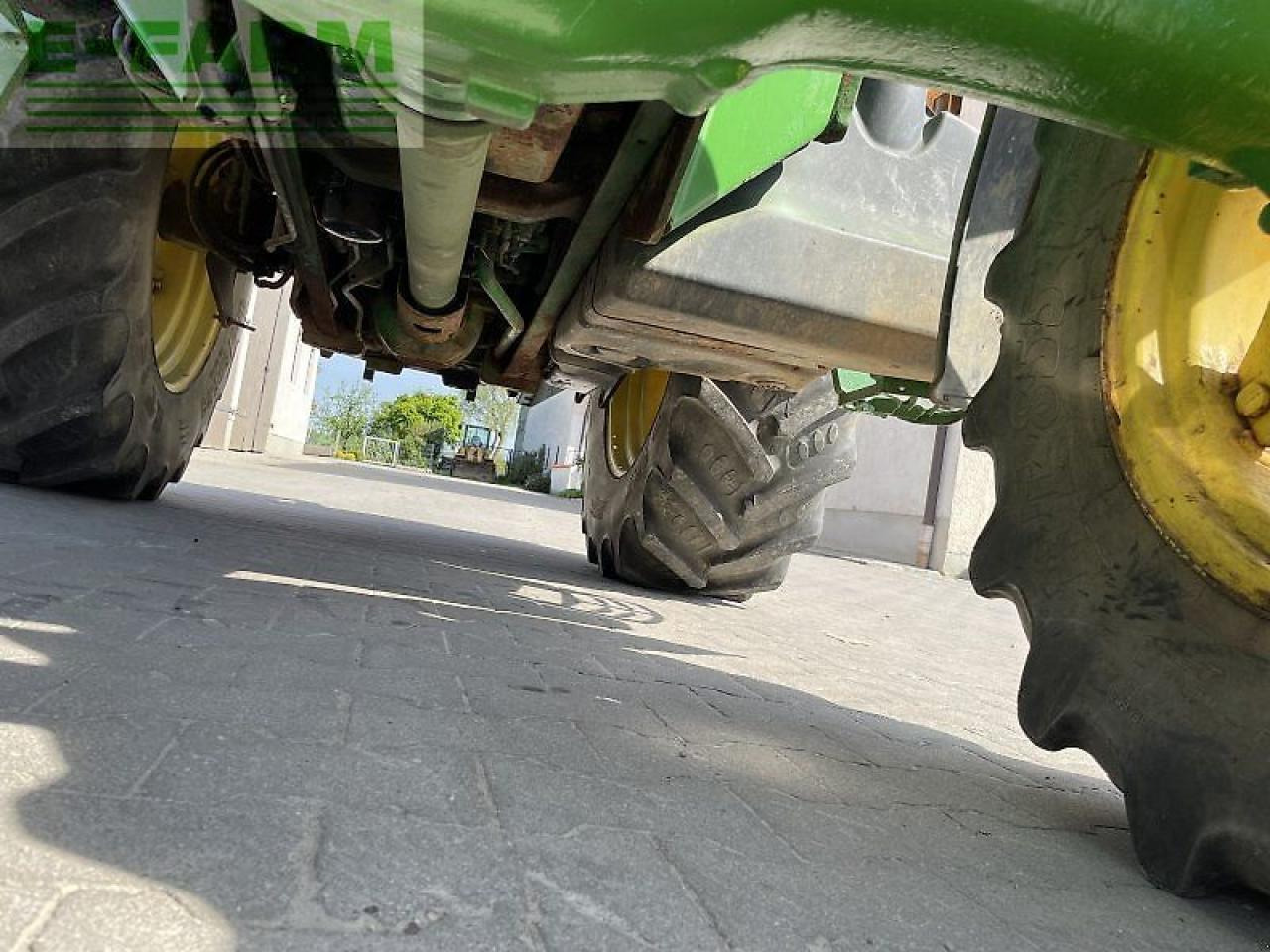 Farm tractor John Deere 5620 fl premium: picture 15
