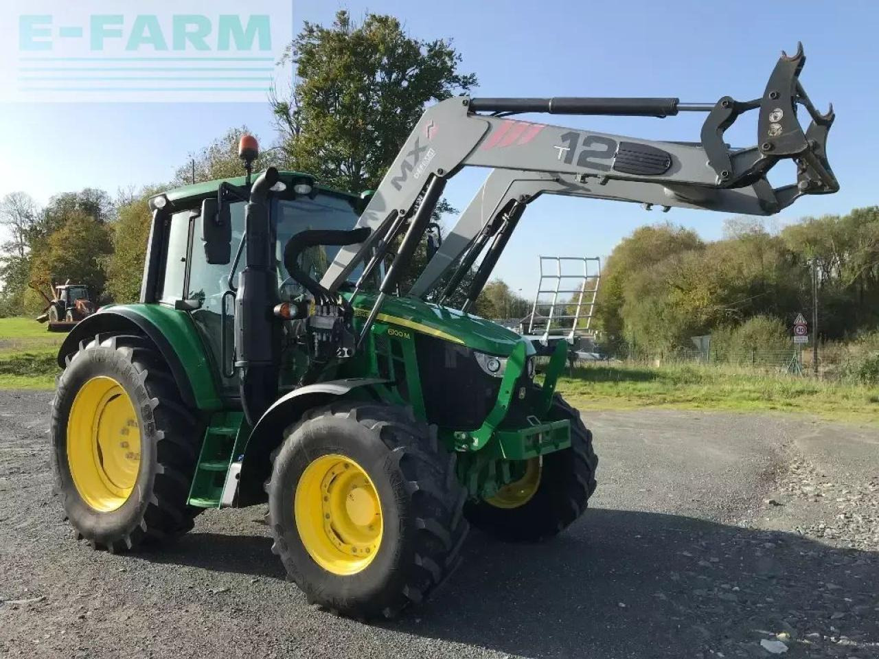 John Deere 6100 m autoquad destockage - Farm tractor: picture 1 John Deere 6100 m autoquad destockage - Farm tractor: picture 1