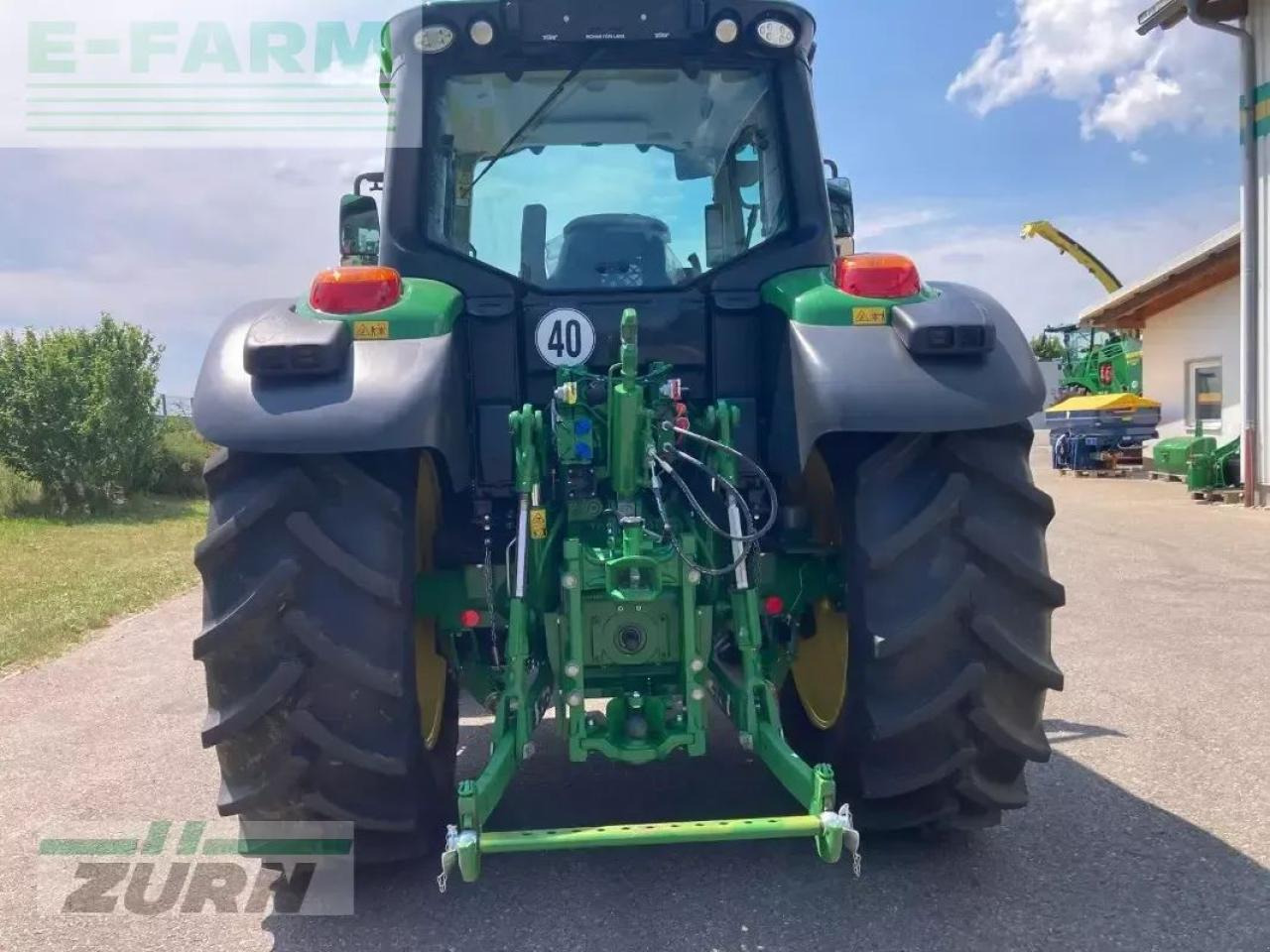 John Deere 6100m - Farm tractor: picture 3 John Deere 6100m - Farm tractor: picture 3