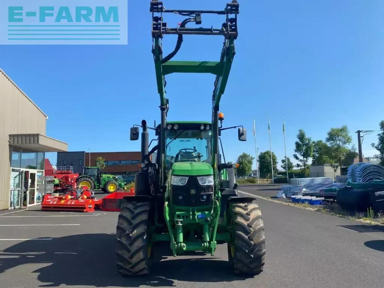 John Deere 6110 m powerquad + destockage - Farm tractor: picture 5 John Deere 6110 m powerquad + destockage - Farm tractor: picture 5