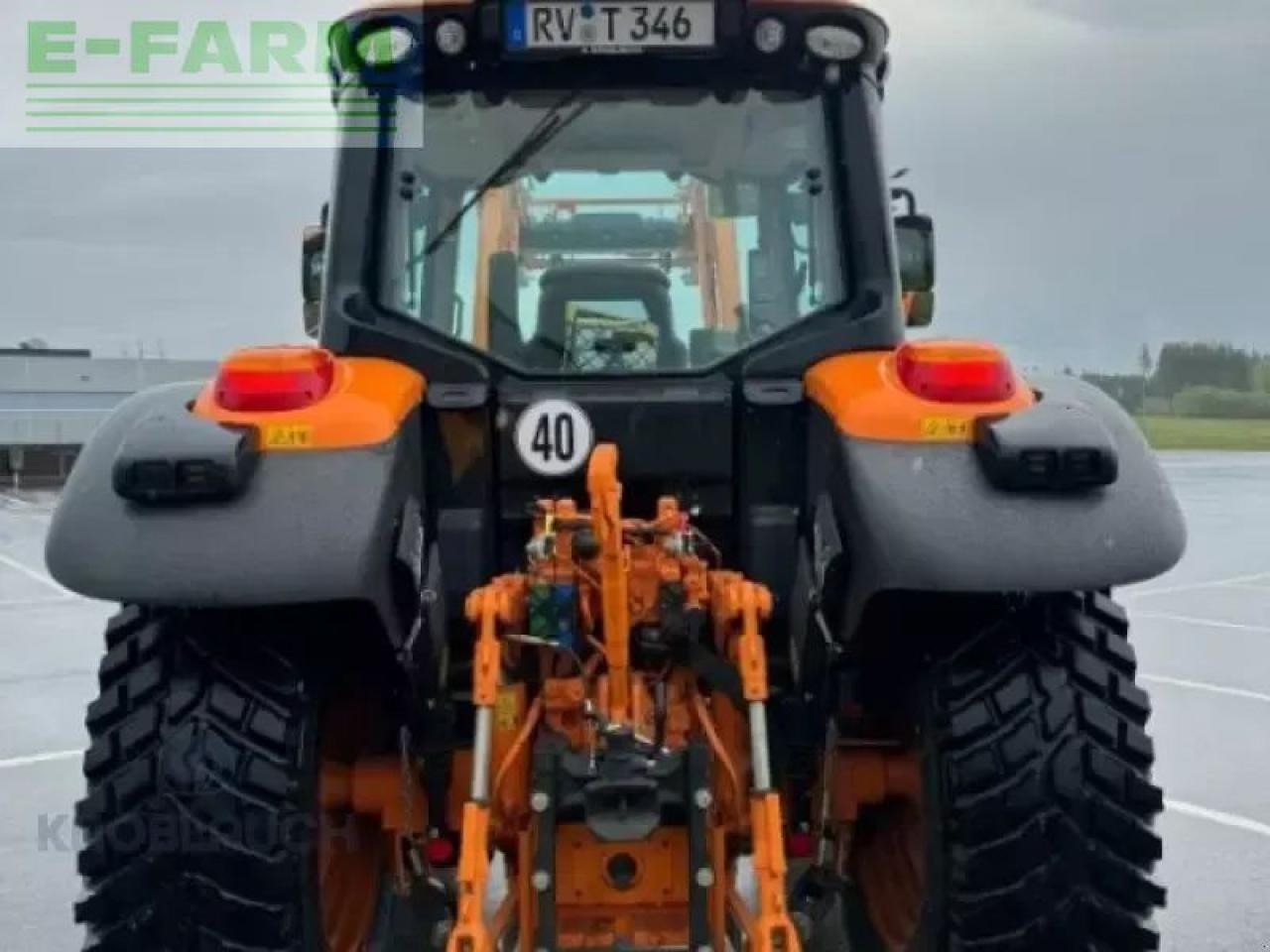 John Deere 6120m - Farm tractor: picture 4 John Deere 6120m - Farm tractor: picture 4
