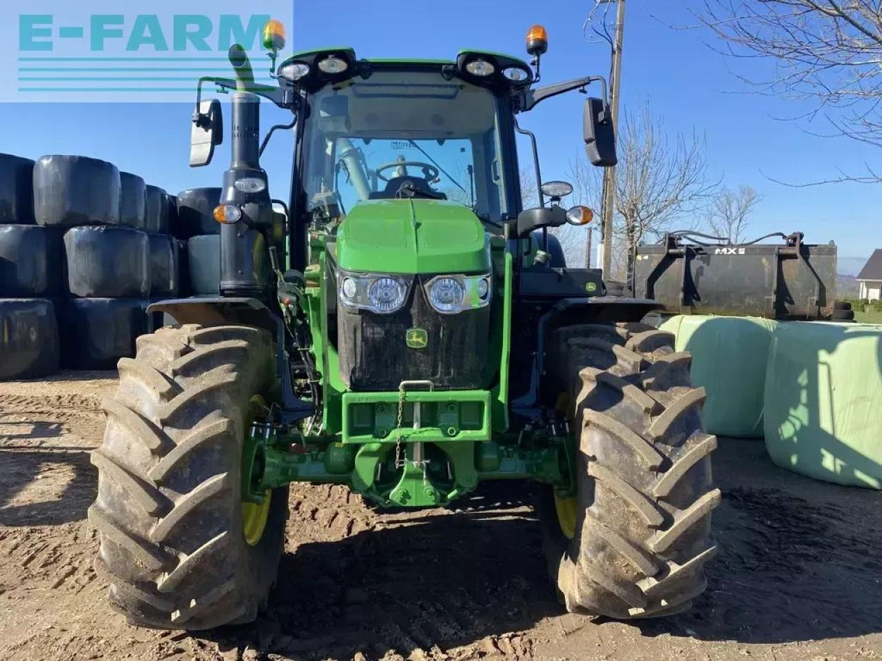 John Deere 6120m - Farm tractor: picture 5 John Deere 6120m - Farm tractor: picture 5