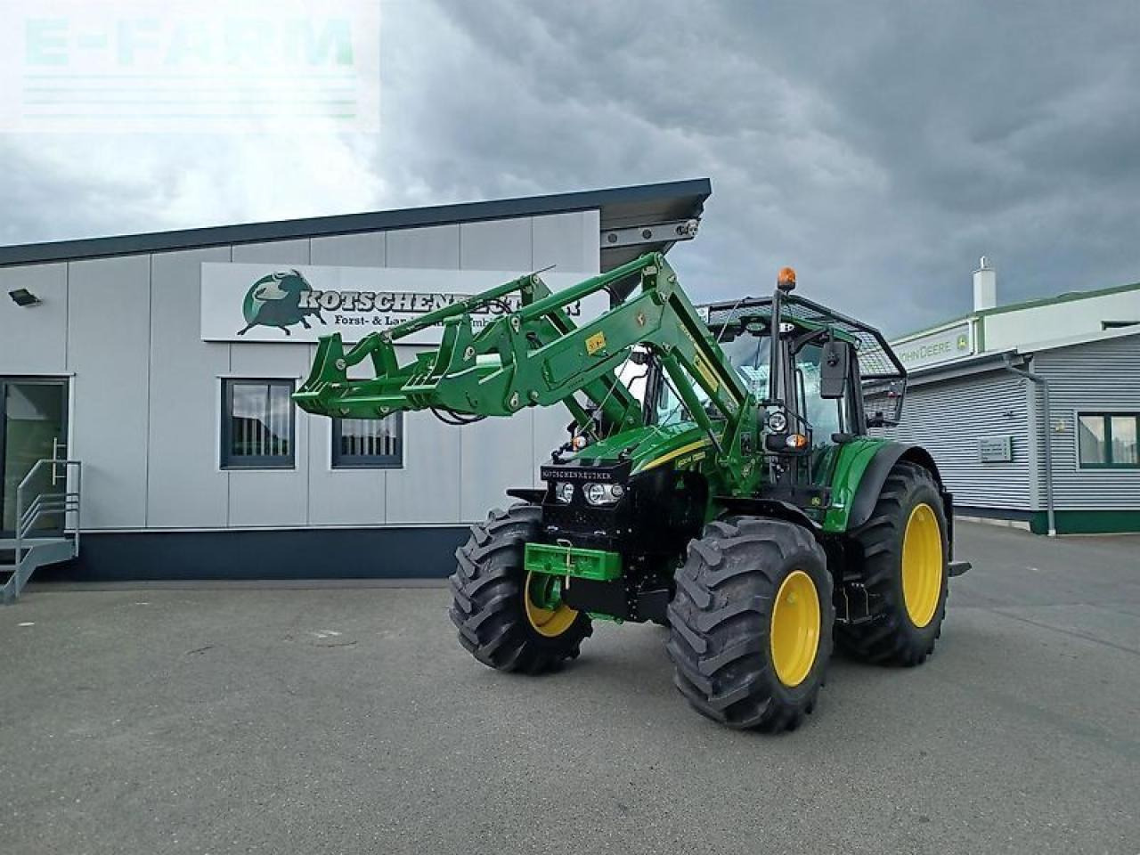 John Deere 6120m uvv forstschlepper - Farm tractor: picture 1 John Deere 6120m uvv forstschlepper - Farm tractor: picture 1