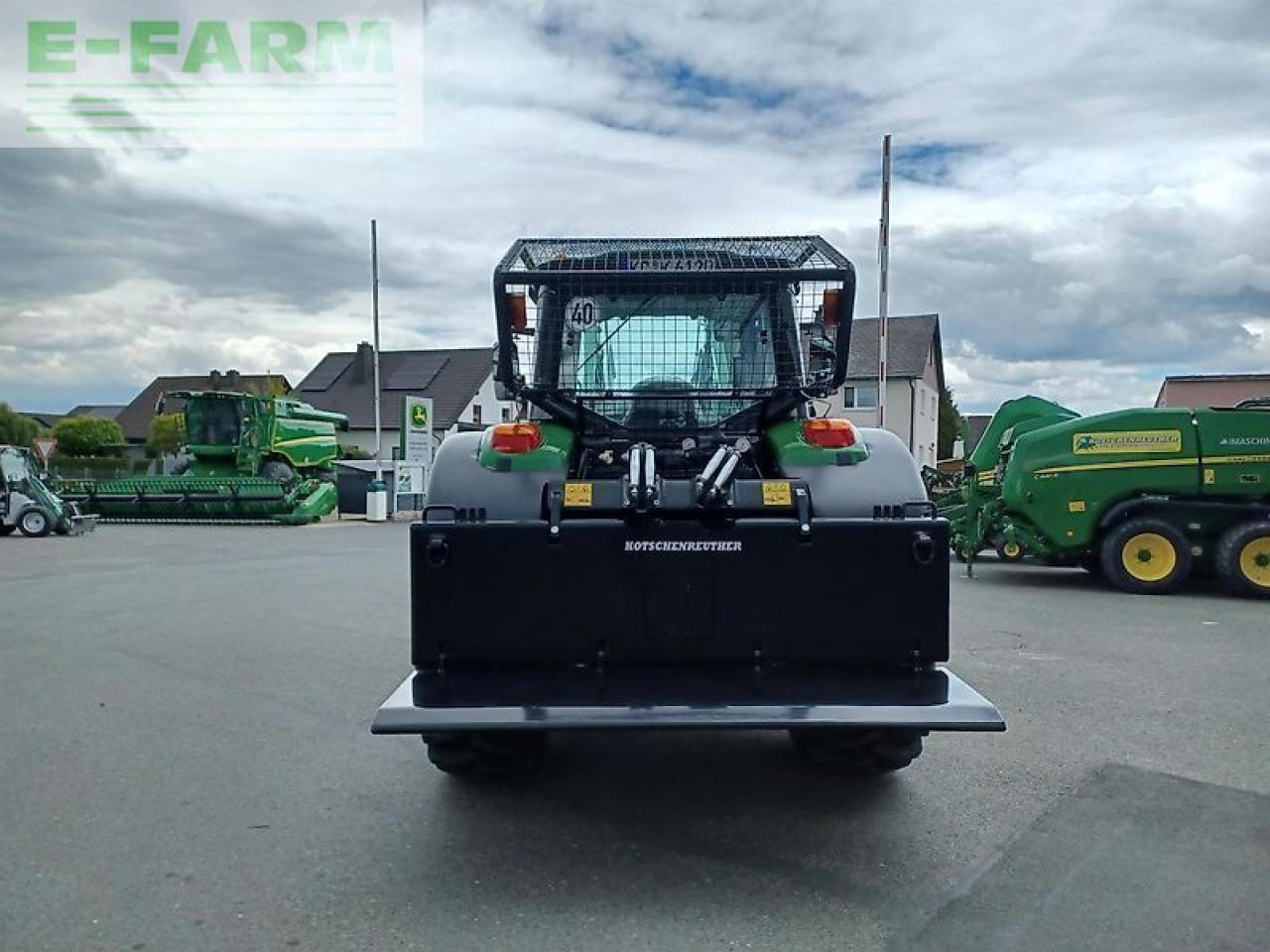 John Deere 6120m uvv forstschlepper - Farm tractor: picture 4 John Deere 6120m uvv forstschlepper - Farm tractor: picture 4