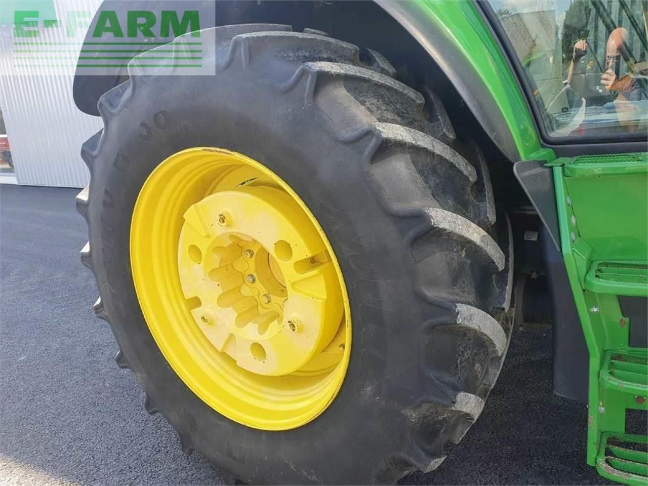 John Deere 6130 m - Farm tractor: picture 2 John Deere 6130 m - Farm tractor: picture 2