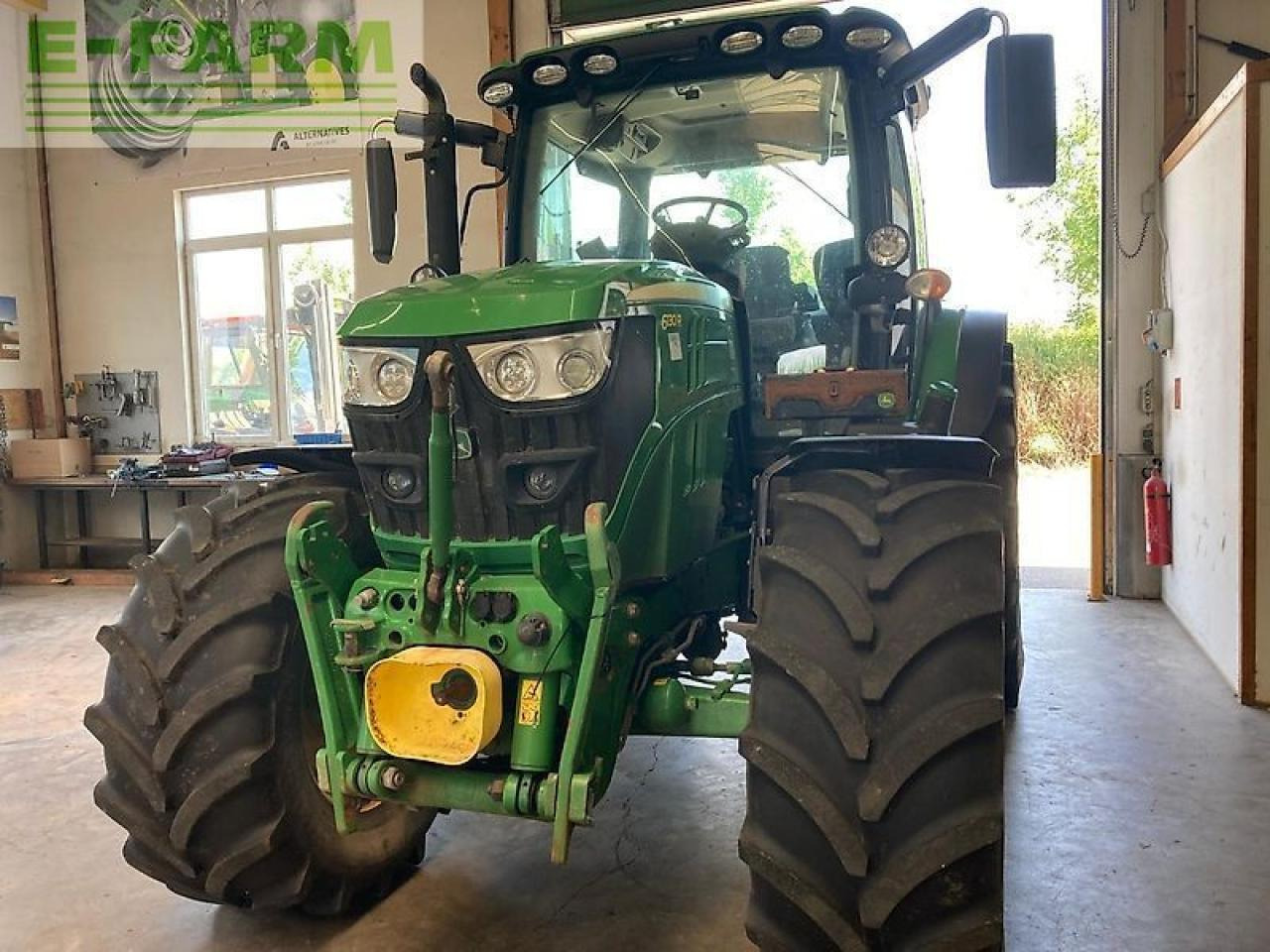 John Deere 6130r - Farm tractor: picture 1 John Deere 6130r - Farm tractor: picture 1