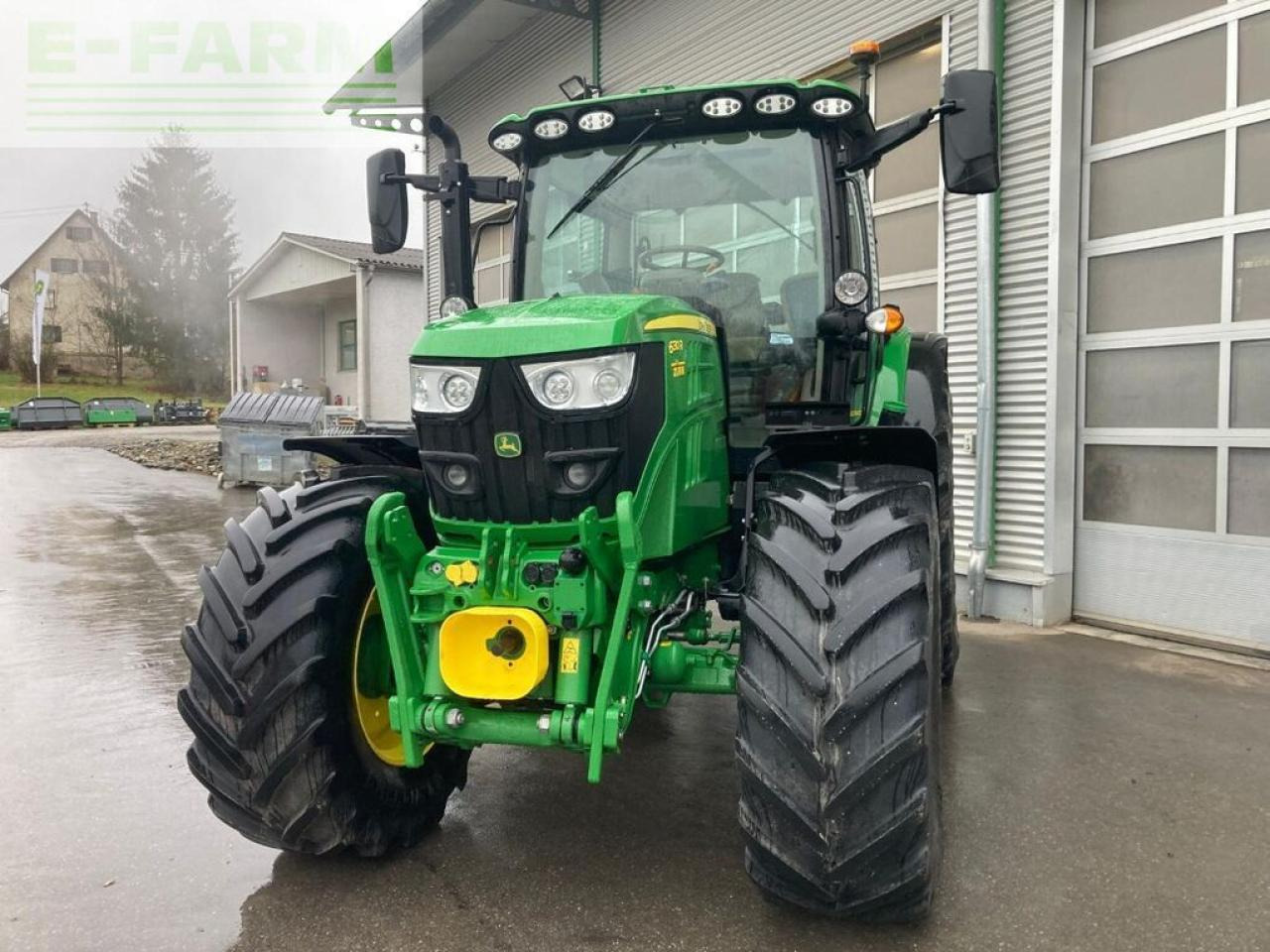 John Deere 6130r - Farm tractor: picture 3 John Deere 6130r - Farm tractor: picture 3