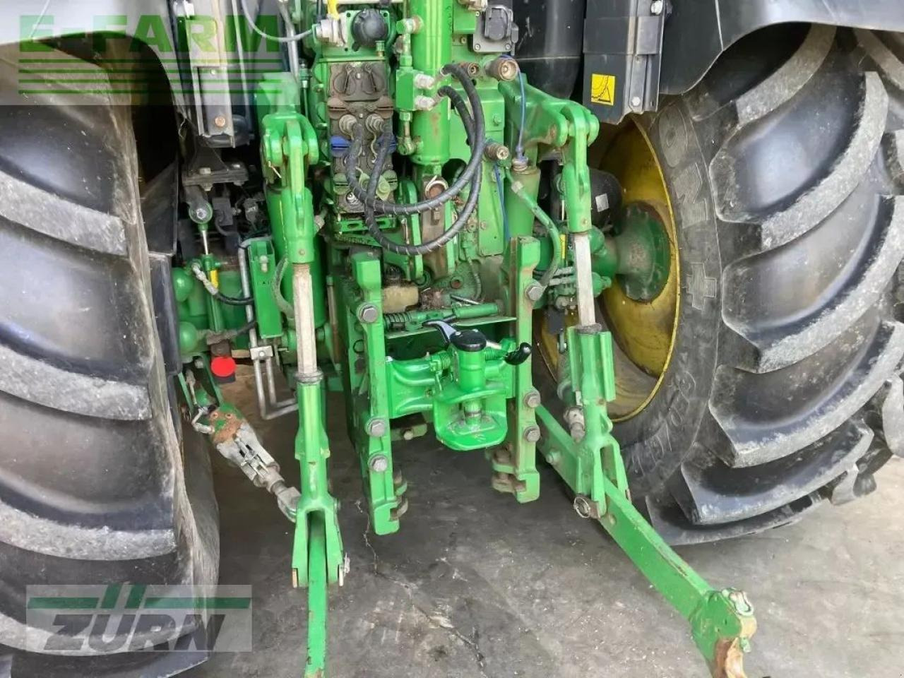John Deere 6130r - Farm tractor: picture 5 John Deere 6130r - Farm tractor: picture 5