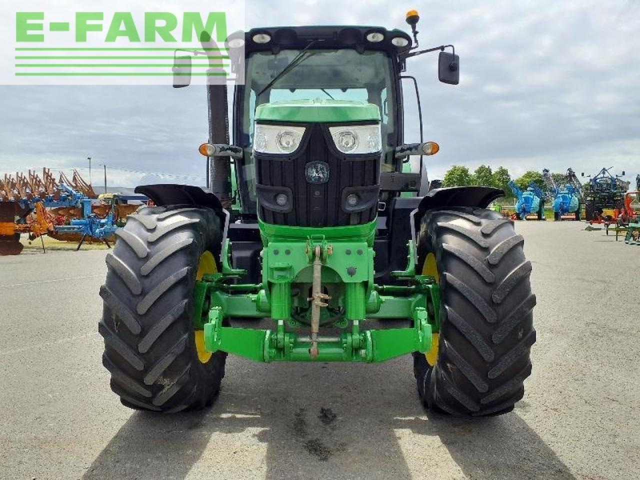 John Deere 6140r - Farm tractor: picture 3 John Deere 6140r - Farm tractor: picture 3