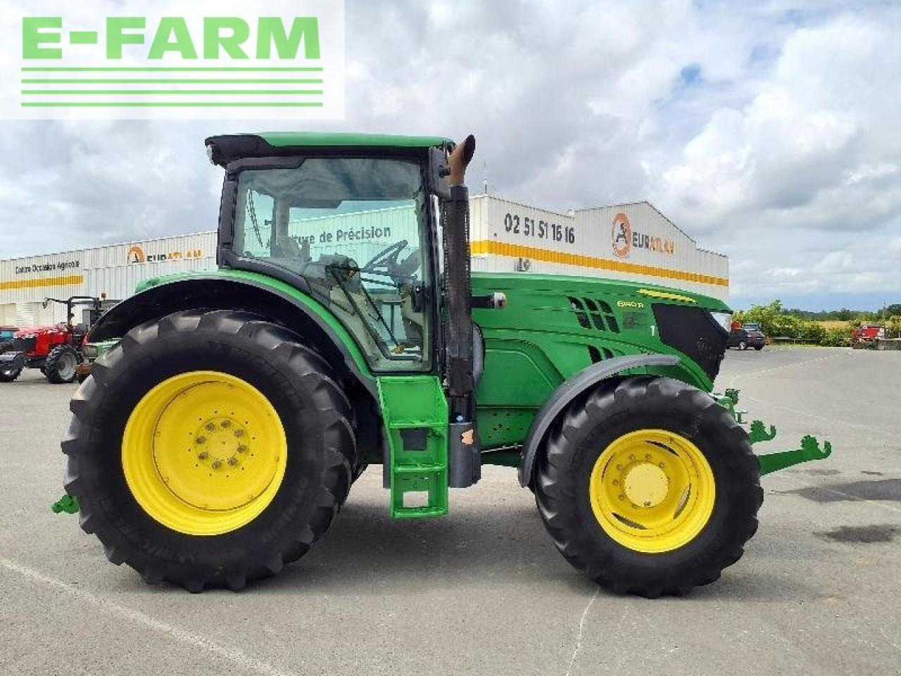 John Deere 6140r - Farm tractor: picture 1 John Deere 6140r - Farm tractor: picture 1
