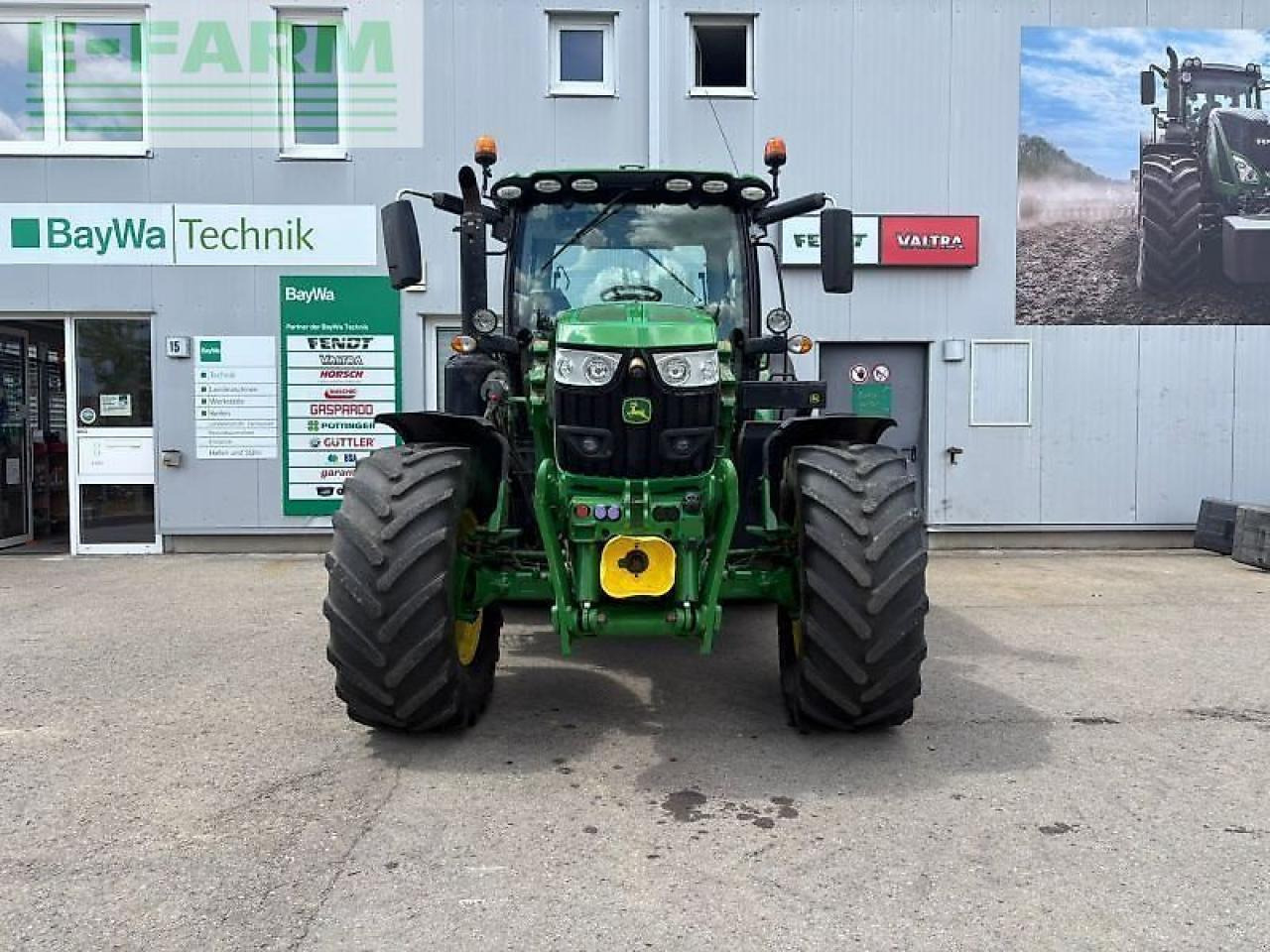 John Deere 6145 r premium - Farm tractor: picture 4 John Deere 6145 r premium - Farm tractor: picture 4