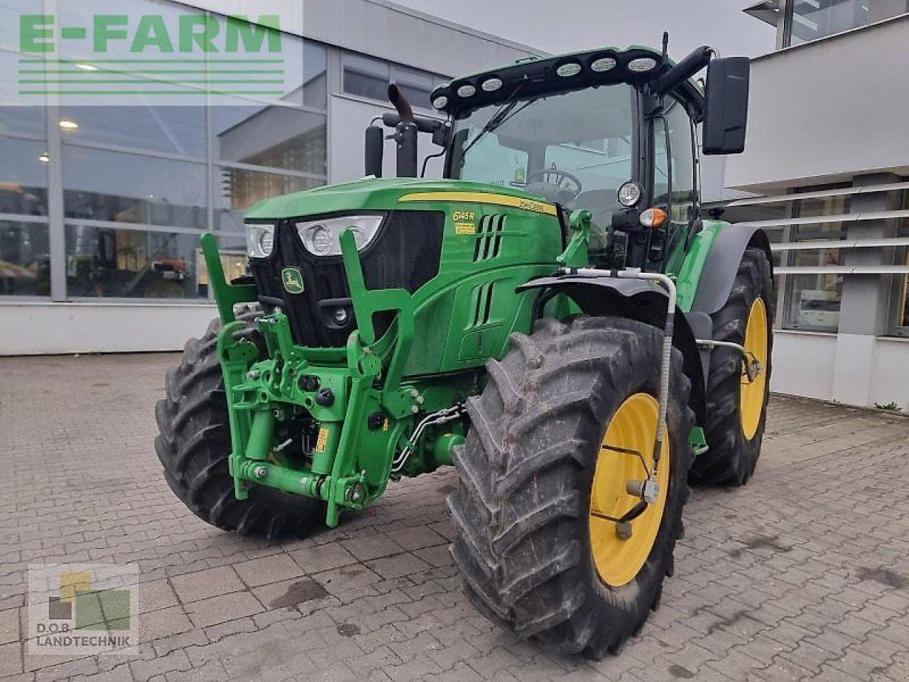 John Deere 6145r 6145 r mit konsolen - Farm tractor: picture 1 John Deere 6145r 6145 r mit konsolen - Farm tractor: picture 1