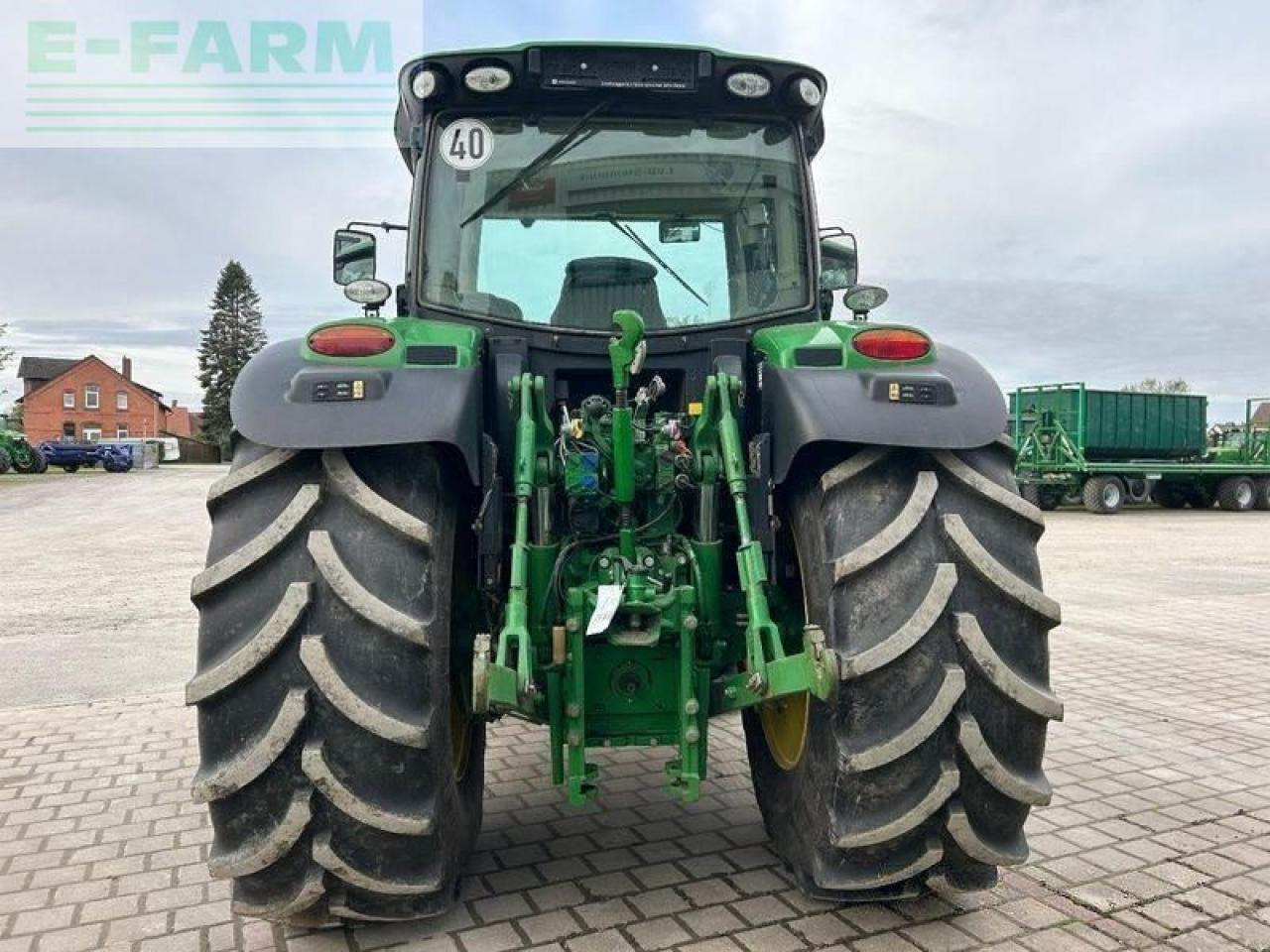 John Deere 6150r - Farm tractor: picture 5 John Deere 6150r - Farm tractor: picture 5
