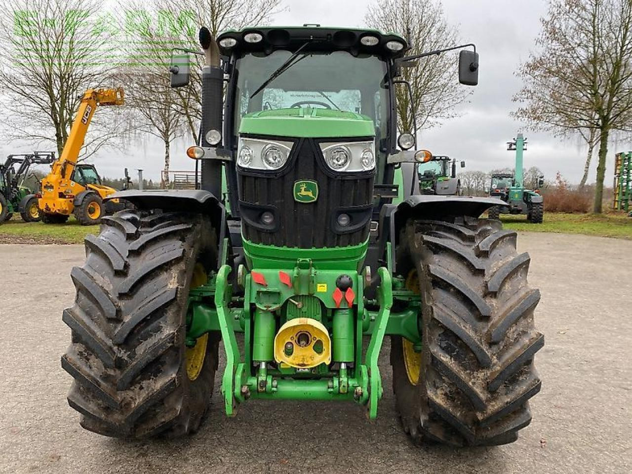 John Deere 6150r - Farm tractor: picture 3 John Deere 6150r - Farm tractor: picture 3