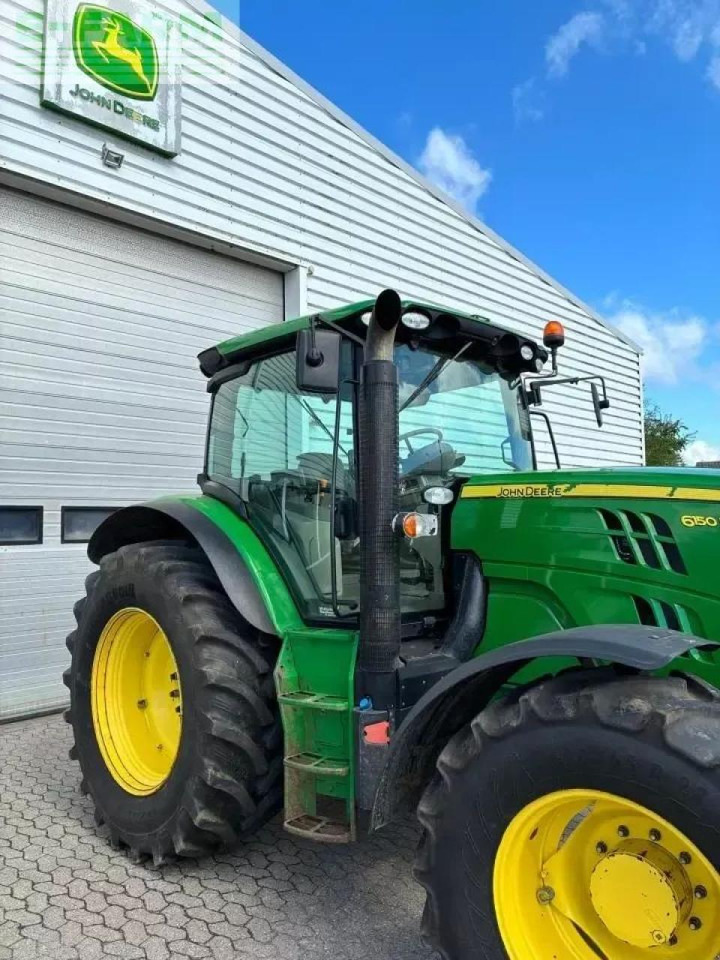 John Deere 6150r - Farm tractor: picture 5 John Deere 6150r - Farm tractor: picture 5