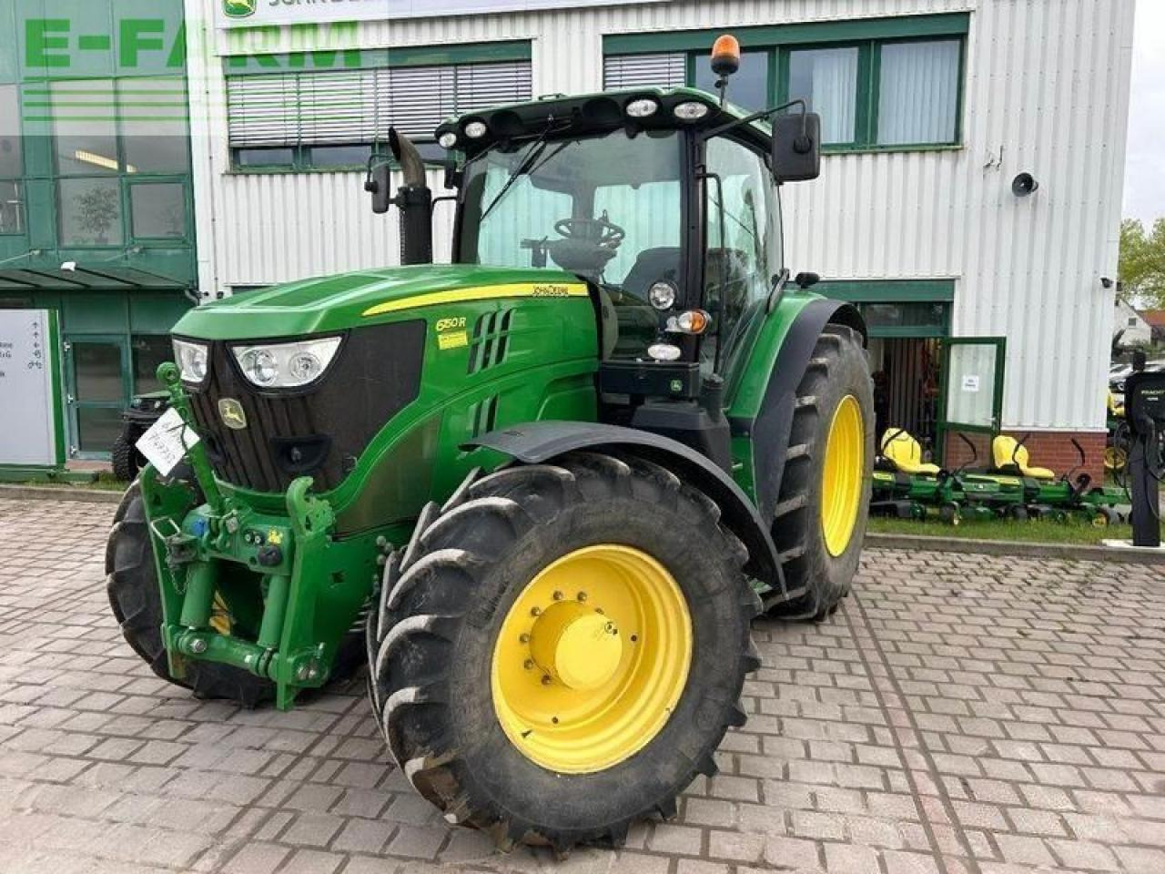 John Deere 6150r - Farm tractor: picture 1 John Deere 6150r - Farm tractor: picture 1