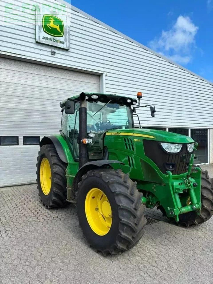John Deere 6150r - Farm tractor: picture 2 John Deere 6150r - Farm tractor: picture 2