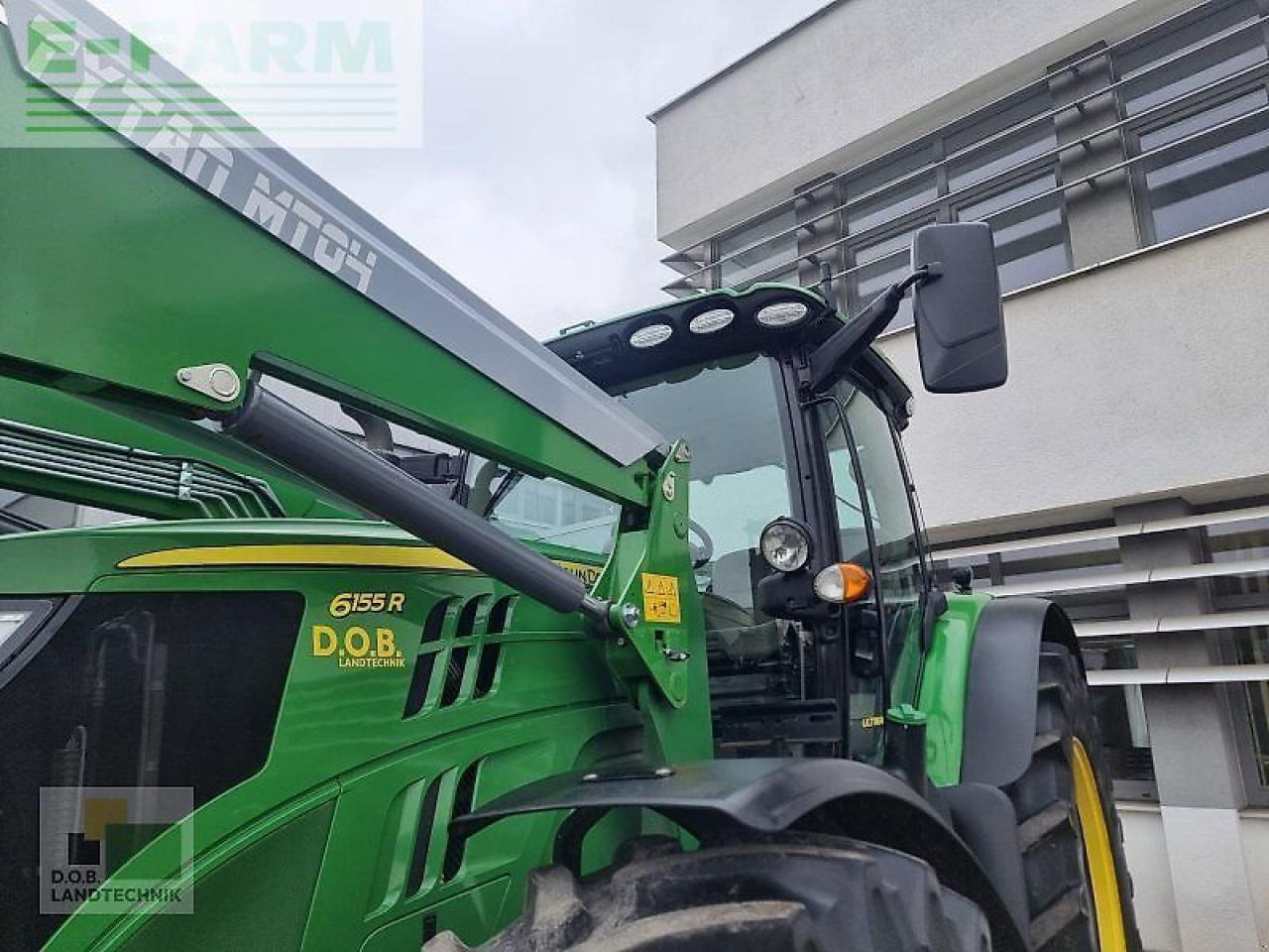 John Deere 6155r - Farm tractor: picture 4 John Deere 6155r - Farm tractor: picture 4