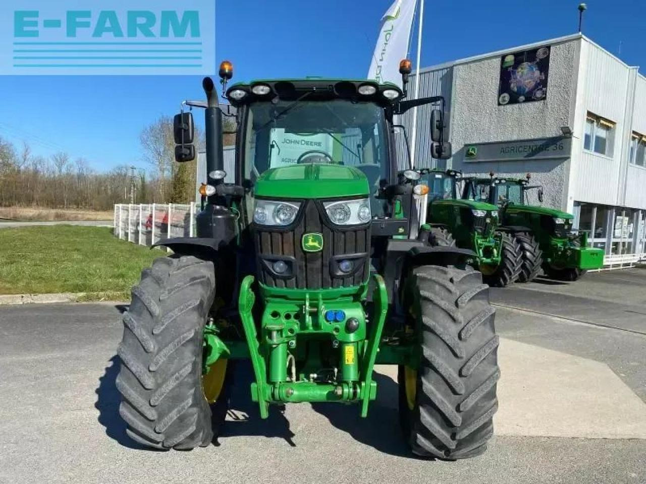 John Deere 6155r - Farm tractor: picture 5 John Deere 6155r - Farm tractor: picture 5