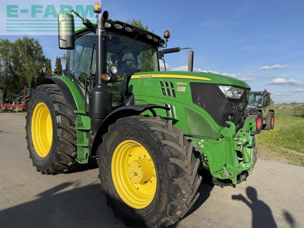 John Deere 6155r - Farm tractor: picture 2 John Deere 6155r - Farm tractor: picture 2