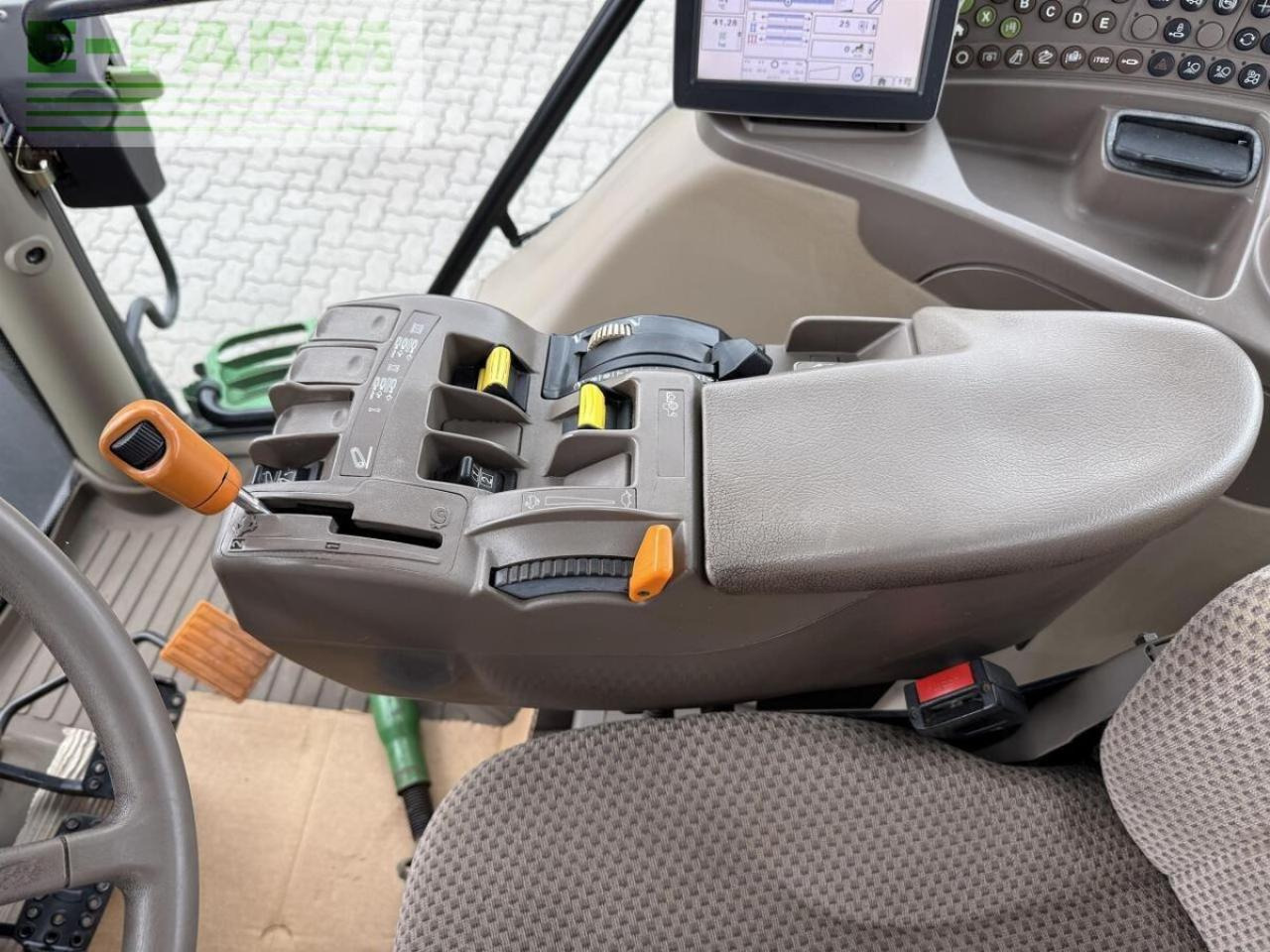 Farm tractor John Deere 6170 r autopowr: picture 16 Farm tractor John Deere 6170 r autopowr: picture 16