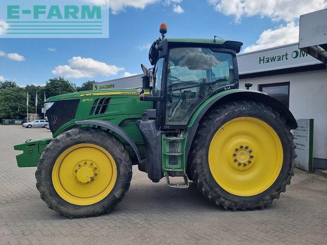 John Deere 6170r - Farm tractor: picture 2 John Deere 6170r - Farm tractor: picture 2